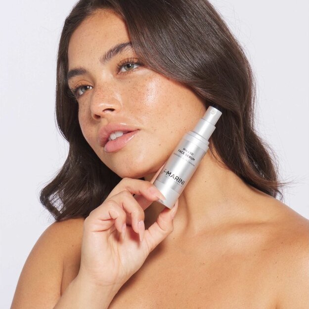 Veido serumas su hialurono rūgšties kompleksu - Jan Marini Hyla3d Face Serum Hylaruonic Acid Complex 30ml
